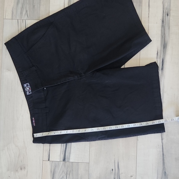 Metal Mulisha shorts size 36 - Picture 8 of 8